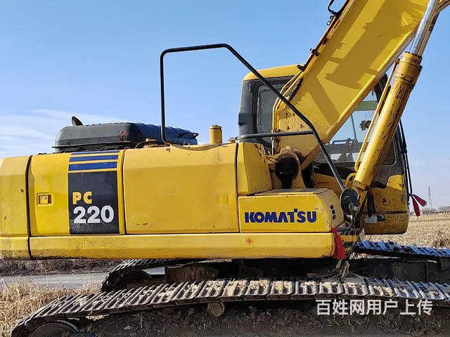 出售小松220一7挖握机 - 图片 3