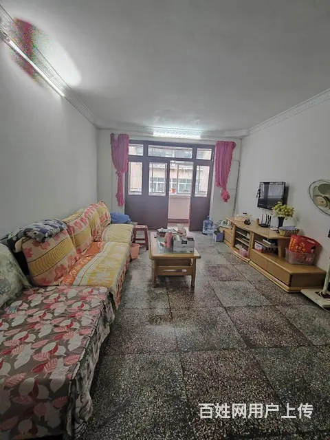 桂花路一中四小旁边三室 交通便利 周边配套齐全 支持按揭 - 图片 1