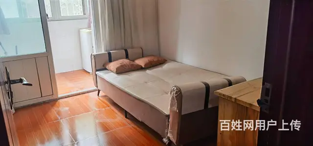 黄山小区 普通住宅1厅 中等装修 - 图片 1