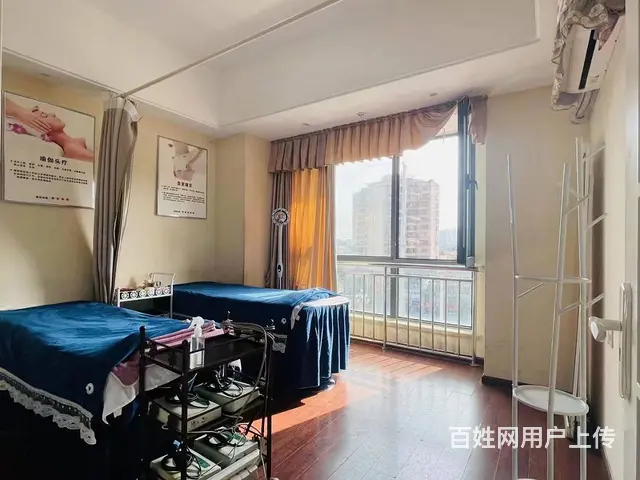 雁江区万达广场南B座150平美容店转让 - 图片 2