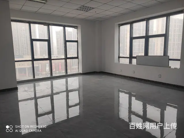 高铁时代广场100平环球港对面纯办公 - 图片 7