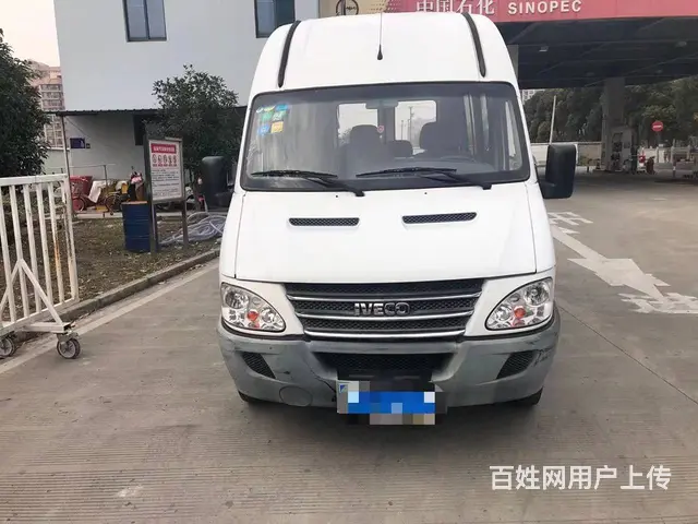 依维柯长轴高顶6坐国5排放支持分期包过户 - 图片 1
