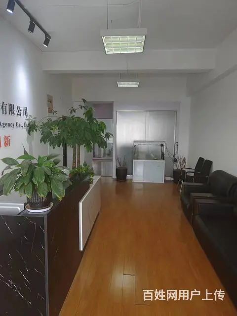 台州商业街南大门台州书城七楼 商住两用1厅 精装修 - 图片 1