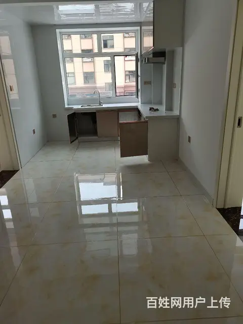 整体出租，3楼中屋 - 图片 1
