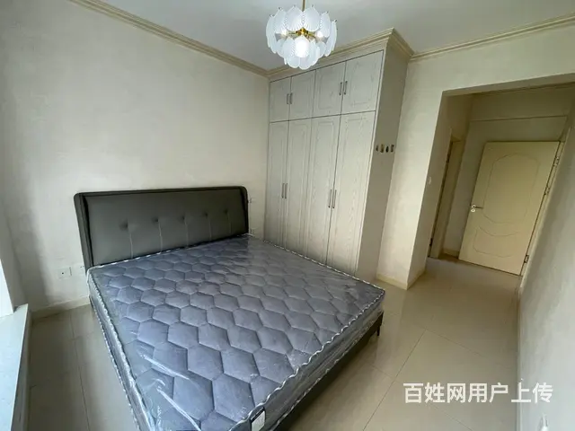 首付5万～香格里拉二期2楼115平三室通两卫，带平台，个人家 - 图片 4