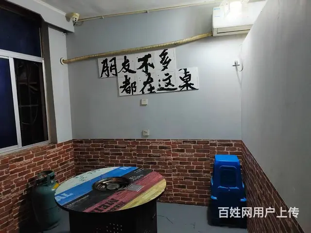 店铺位于湖州安吉县递铺街道尚然烤吧，繁华地段，面积130平， - 图片 2