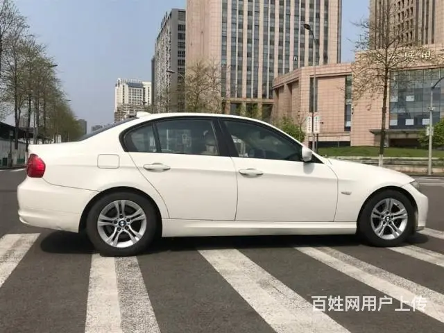 宝马 宝马3系 2010款 320i 2.0 手自一体 时尚 - 图片 5