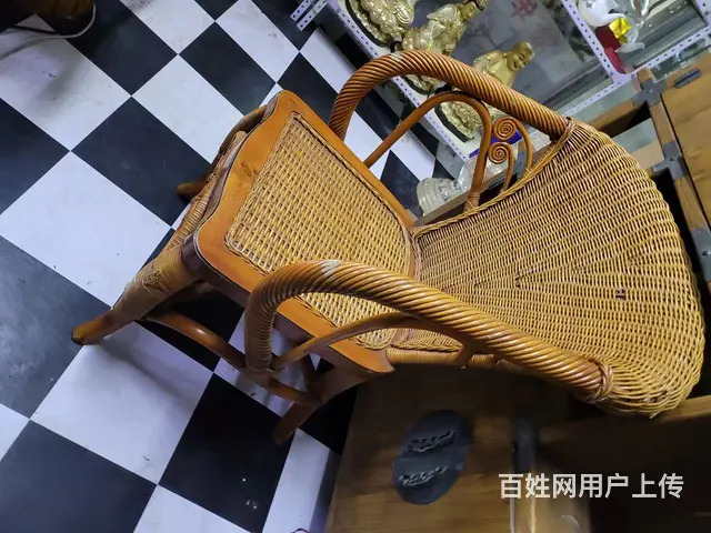 腾椅一个出售 - 图片 1