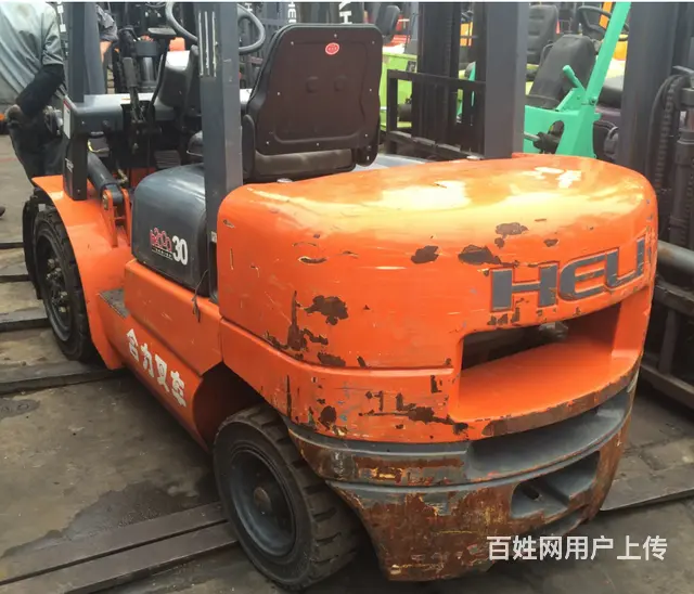 合力3吨九成新柴油叉车 带中钢侧移可进集装箱叉车 - 图片 8