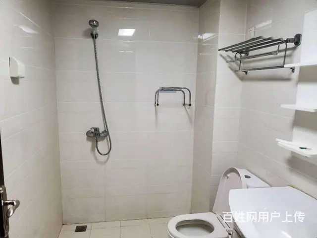 万达广场二中附近山海云天精装三室二厅二卫南北通透带车位出租 - 图片 6