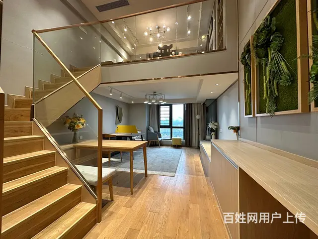 万达楼上星光耀复试办 公 装修独特 明亮整洁干净 - 图片 1