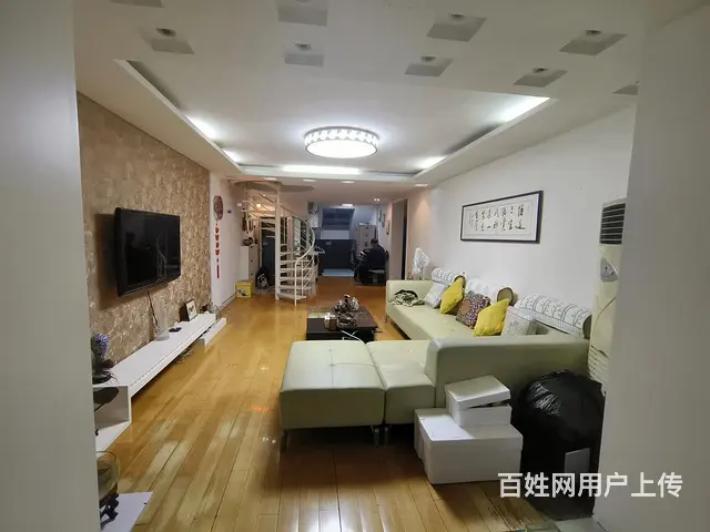 台东花园，6楼带阁楼127平，离学校近，交通购物方便，拎包住 - 图片 1