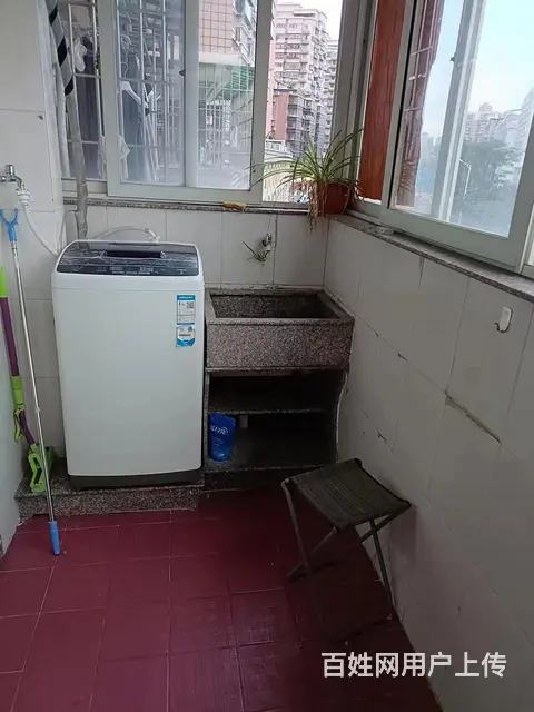 地铁房永升彩虹花园单身公寓1600可做饭带阳台 - 图片 3