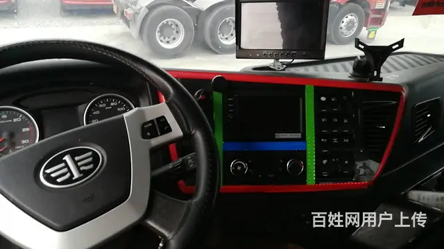 二手解放牵引车 双驱轻体 430马力 锡柴发动机 - 图片 6