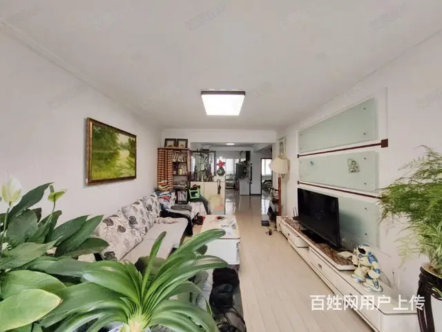 东中街大悦城地铁口，电梯小高层，精装修南北通透不把不临 - 图片 2