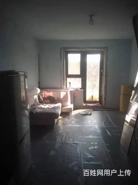 松花江新城一楼带花园挨着江边 - 图片 1