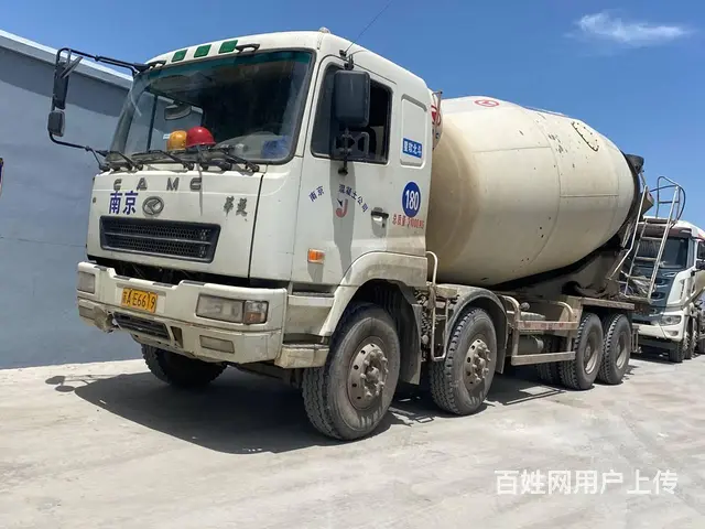 出售一台17年国五华菱18方搅拌车，手续齐全 - 图片 1
