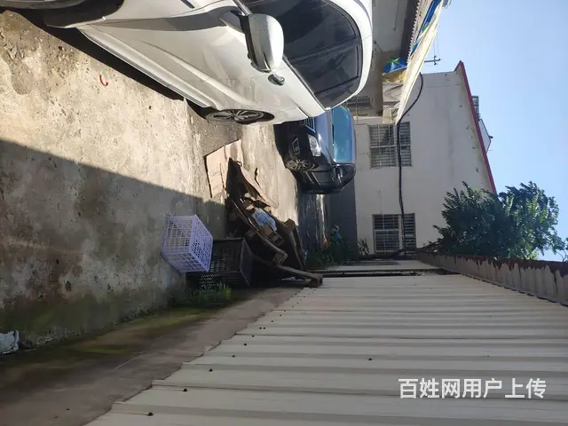 今日刚腾出一间一楼150平的仓库10元一平先到先得机不可失 - 图片 7