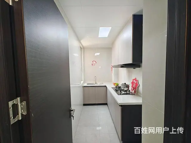 星河湾  可贷款 121平 70万 - 图片 3