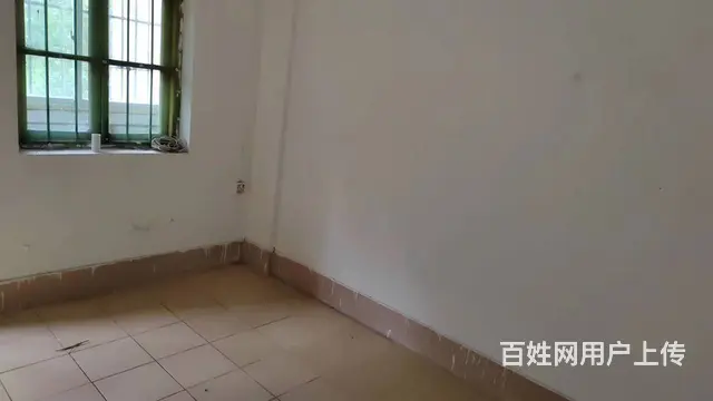 东堤北路韶关广播台，帽子峰 普通住宅1厅 简单装修 - 图片 2