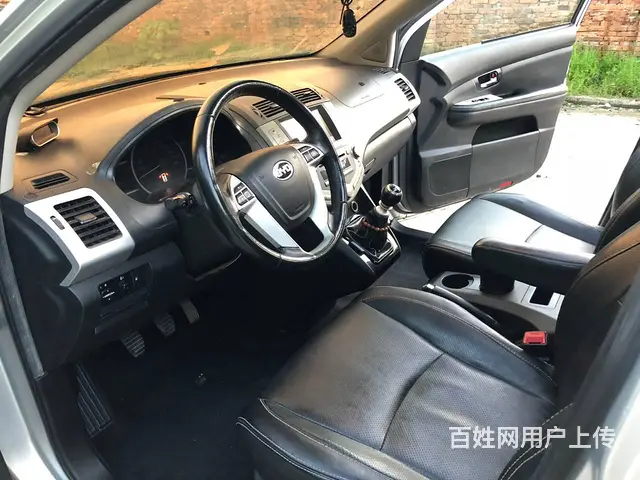比亚迪S6 2013款 2.0 手动 尊贵型 - 图片 5