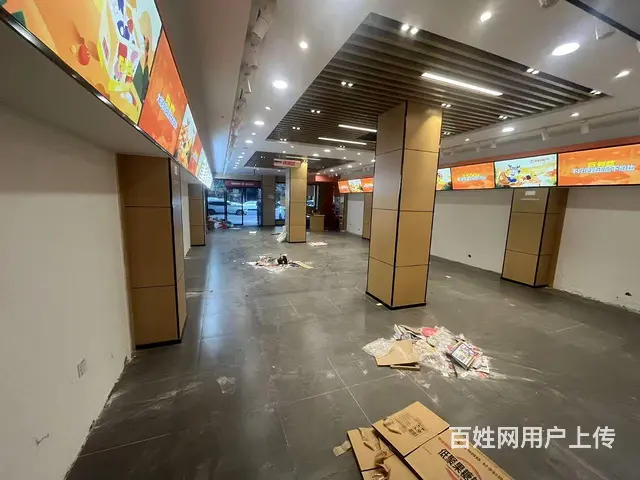 XN 华阳 丁字路口临街纯一楼商铺直租 展示面显眼 行业不限 - 图片 5