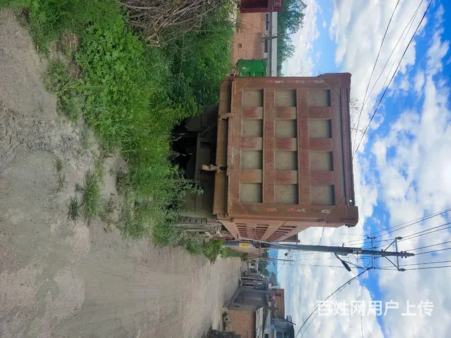 德龙前四后八翻斗车 - 图片 2