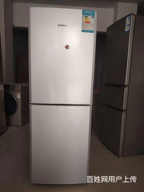 美菱冰箱180升无维修便宜卖了 - 图片 1