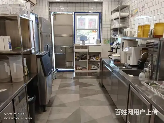 (同城搜铺网免费找店)榆林学院南门37平饮品店转让 - 图片 2