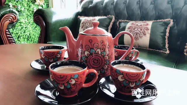 招聘美容师，学历不限，月薪3001-5000元 - 图片 4