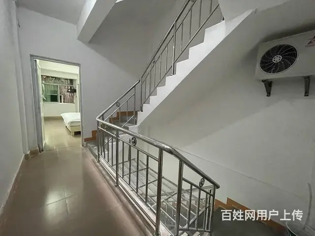 （51旺铺推荐）第一市场红旗街75平铺面和单间出租 - 图片 5