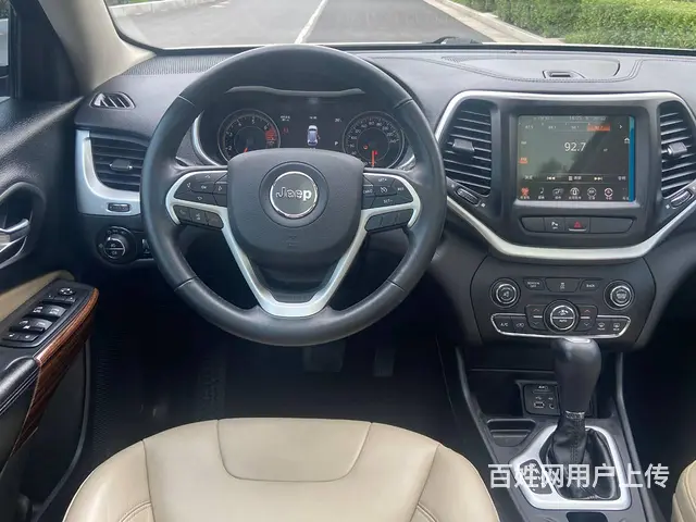 【搞定了！】Jeep 自由光 2017款 2.0 手自一体 - 图片 8