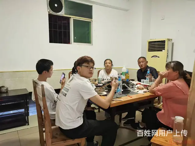 （达州铺源网）南外阳光耍都210㎡鱼火锅餐饮店转让 - 图片 6