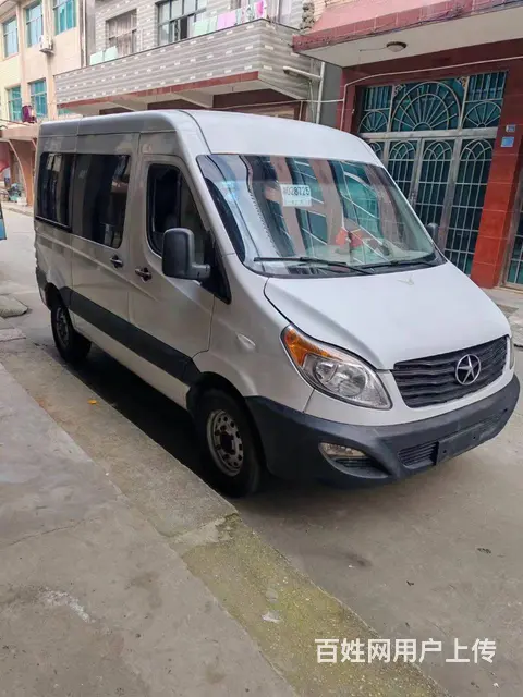 9座面包车 - 图片 2