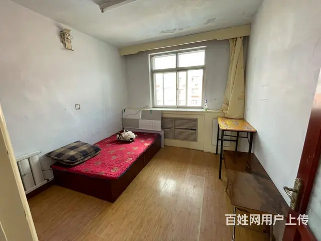 六中，红旗路小学，重型家属院，4楼，51平，两室一厅，中等装 - 图片 5