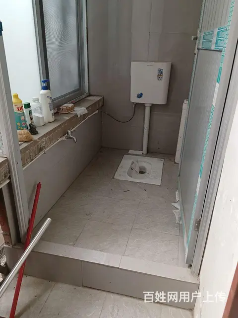 南江小学旁单间配套出租，家具齐全，拎包入住！ - 图片 2