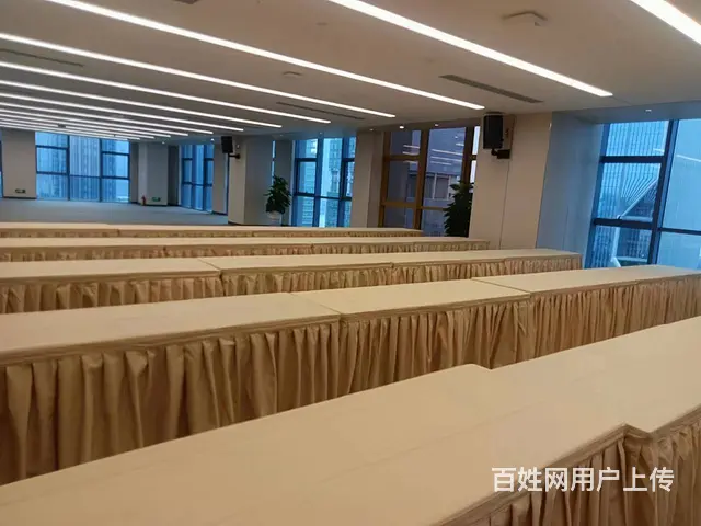 深圳出租桌面镜桌子宴会椅指示牌一米线沙发茶几铁马 - 图片 8