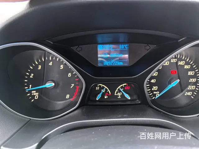 福特 福克斯 2012款 福克斯-两厢 1.6 双离合 风尚 - 图片 11