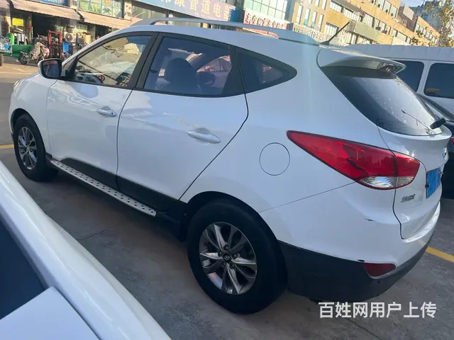 现代ix35 2015款 2.0 手自一体 GLX 两驱 - 图片 3