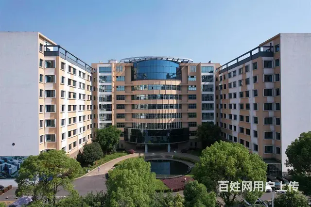 滨江双地铁口，全新装修100方2加1户型，可配家具，房东直租 - 图片 1