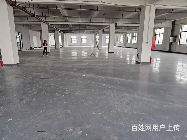 常昆全新厂房3600平，全新环氧地面，可分租，有消防喷淋。 - 图片 1