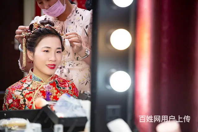 昆明结婚早上秀禾服，下午白色婚纱户外婚礼化妆 - 图片 2