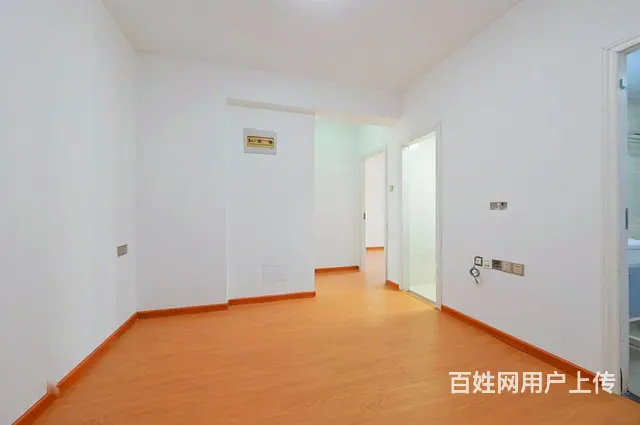 假日香港广场 中间好楼层 近地铁 交通便利 商品住 - 图片 1