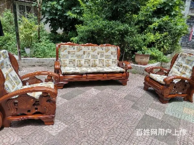 低价出售双人床组合沙发。 - 图片 1