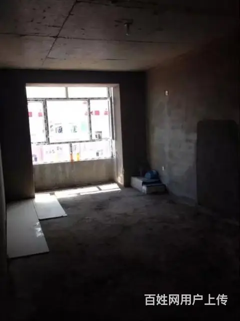 七台河市茄子河区中心河吉伟小区6楼 - 图片 1