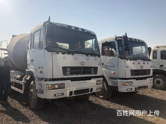 急售二手华菱搅拌车 12方后八轮 手续齐全 可分期 - 图片 1