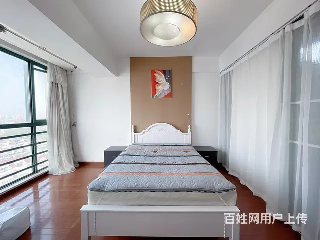 电梯房 自由之邑 精装一室 正朝南 民用水电 三香广场旁 - 图片 4