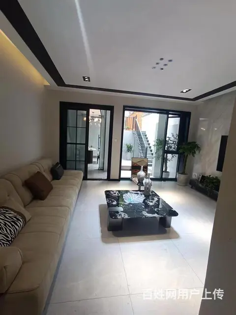 中华坊联排别墅 别墅 精装修家具家电齐全带车库花园 - 图片 1
