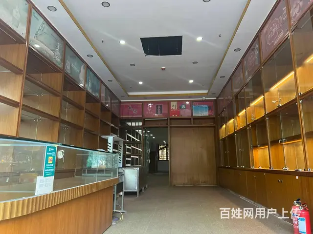 (51旺铺推荐）金牛岭公园旁临街121平旺铺房东直租 - 图片 2