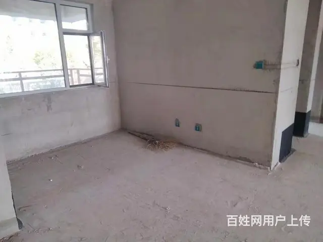 兴宇凤栖台 133平洋房 可贷款 122万 - 图片 5